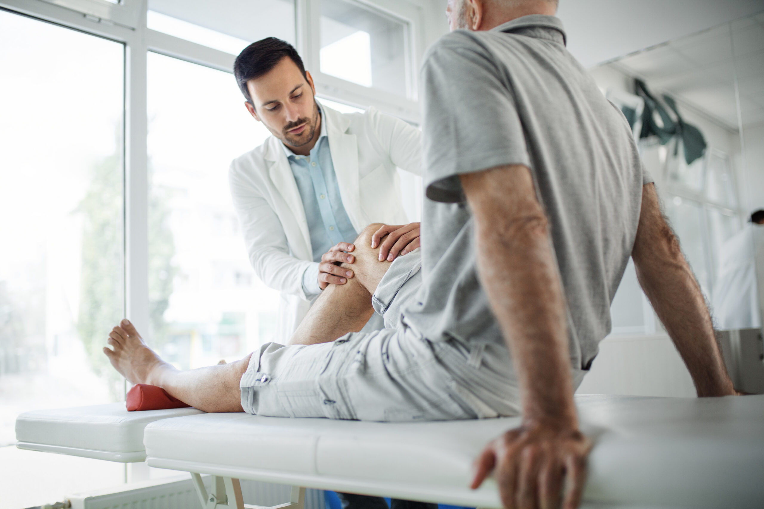 How Soon Do You Need to See a Doctor After a Work Injury in Rhode Island?